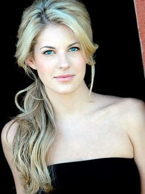 Stephanie Leigh Schlund