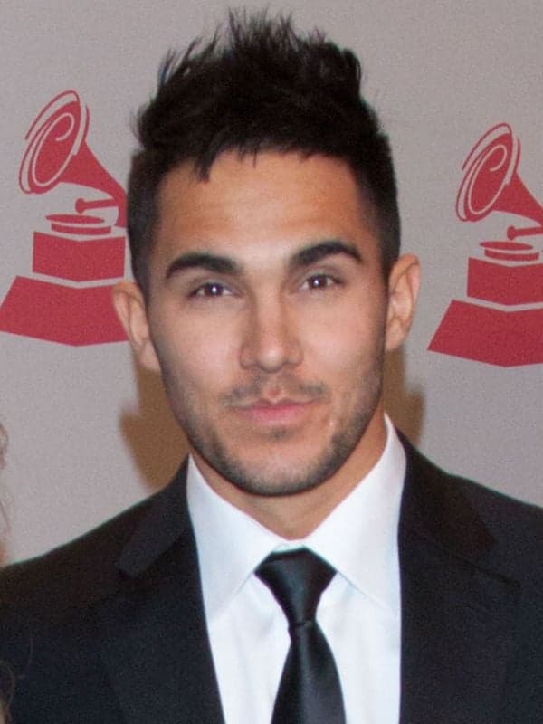 Carlos PenaVega