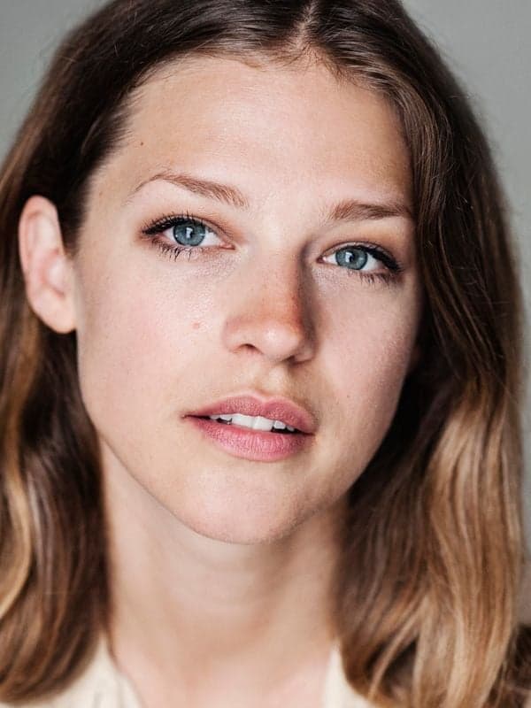 Emma Louise Saunders