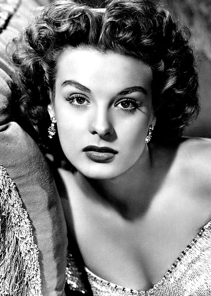 Jean Peters