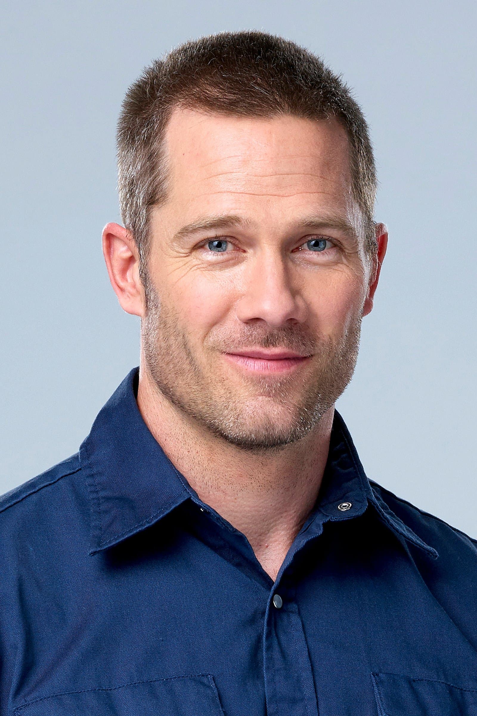 Luke MacFarlane