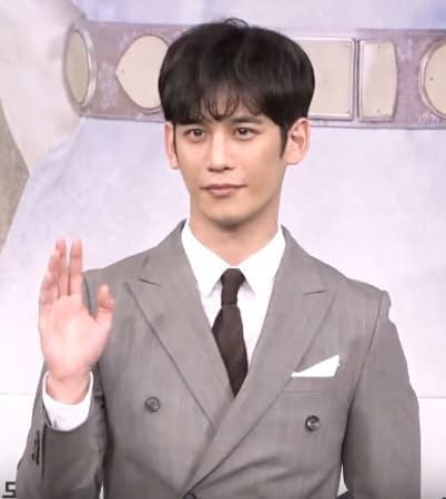 Park Gi-woong