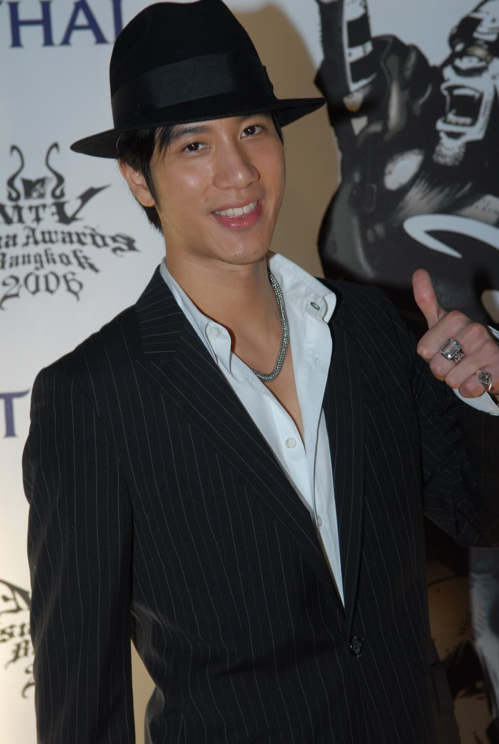 Lee-Hom Wang
